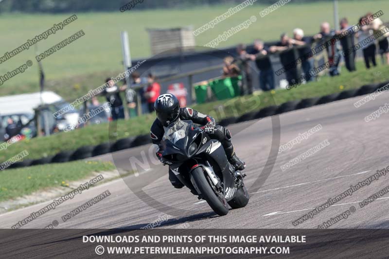 cadwell park;cadwell park photographs;cadwell trackday photographs;enduro digital images;event digital images;eventdigitalimages;peter wileman photography;racing digital images;trackday digital images;trackday photos
