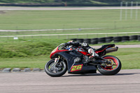 cadwell-park;cadwell-park-photographs;cadwell-trackday-photographs;enduro-digital-images;event-digital-images;eventdigitalimages;peter-wileman-photography;racing-digital-images;trackday-digital-images;trackday-photos
