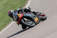 cadwell-park;cadwell-park-photographs;cadwell-trackday-photographs;enduro-digital-images;event-digital-images;eventdigitalimages;peter-wileman-photography;racing-digital-images;trackday-digital-images;trackday-photos