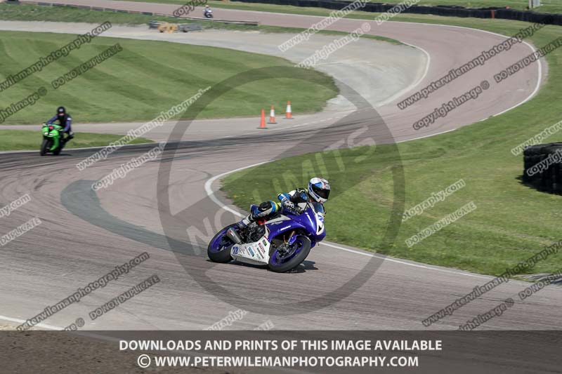 cadwell park;cadwell park photographs;cadwell trackday photographs;enduro digital images;event digital images;eventdigitalimages;peter wileman photography;racing digital images;trackday digital images;trackday photos