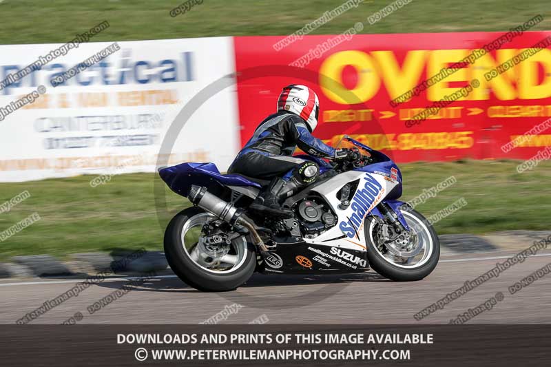 cadwell park;cadwell park photographs;cadwell trackday photographs;enduro digital images;event digital images;eventdigitalimages;peter wileman photography;racing digital images;trackday digital images;trackday photos