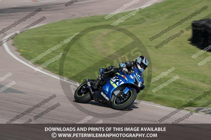 cadwell park;cadwell park photographs;cadwell trackday photographs;enduro digital images;event digital images;eventdigitalimages;peter wileman photography;racing digital images;trackday digital images;trackday photos