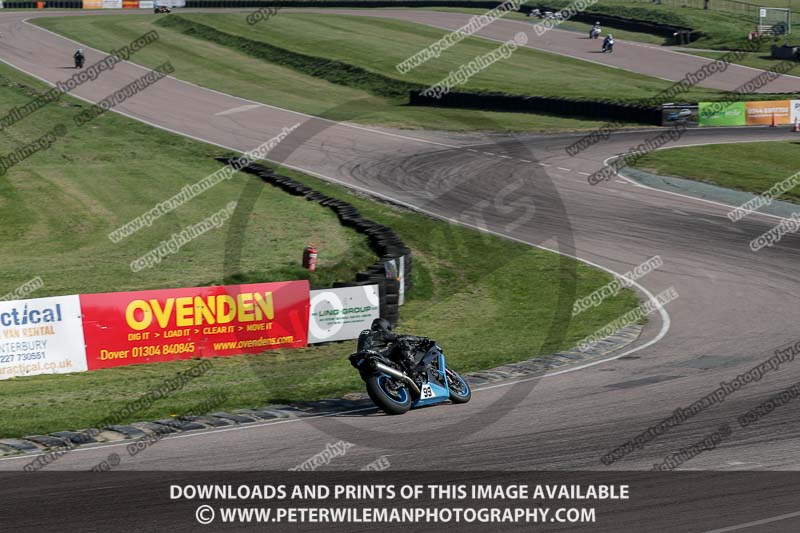 cadwell park;cadwell park photographs;cadwell trackday photographs;enduro digital images;event digital images;eventdigitalimages;peter wileman photography;racing digital images;trackday digital images;trackday photos