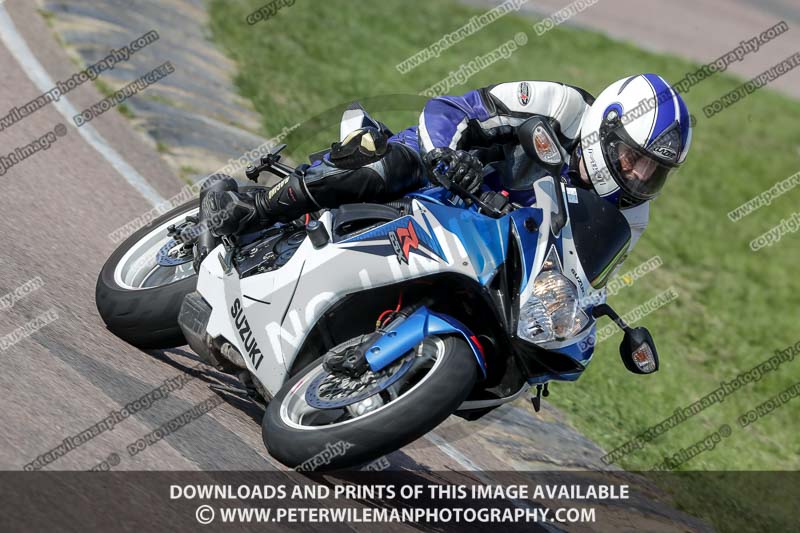 cadwell park;cadwell park photographs;cadwell trackday photographs;enduro digital images;event digital images;eventdigitalimages;peter wileman photography;racing digital images;trackday digital images;trackday photos