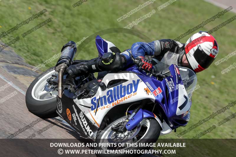 cadwell park;cadwell park photographs;cadwell trackday photographs;enduro digital images;event digital images;eventdigitalimages;peter wileman photography;racing digital images;trackday digital images;trackday photos
