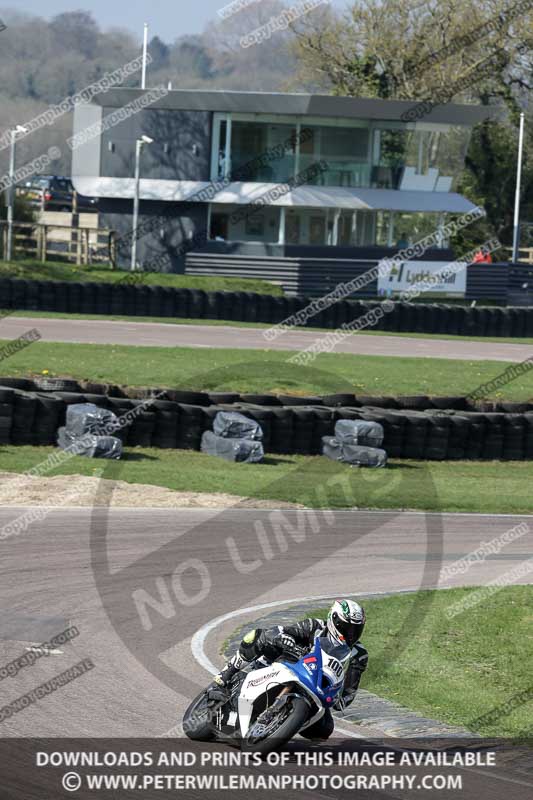 cadwell park;cadwell park photographs;cadwell trackday photographs;enduro digital images;event digital images;eventdigitalimages;peter wileman photography;racing digital images;trackday digital images;trackday photos