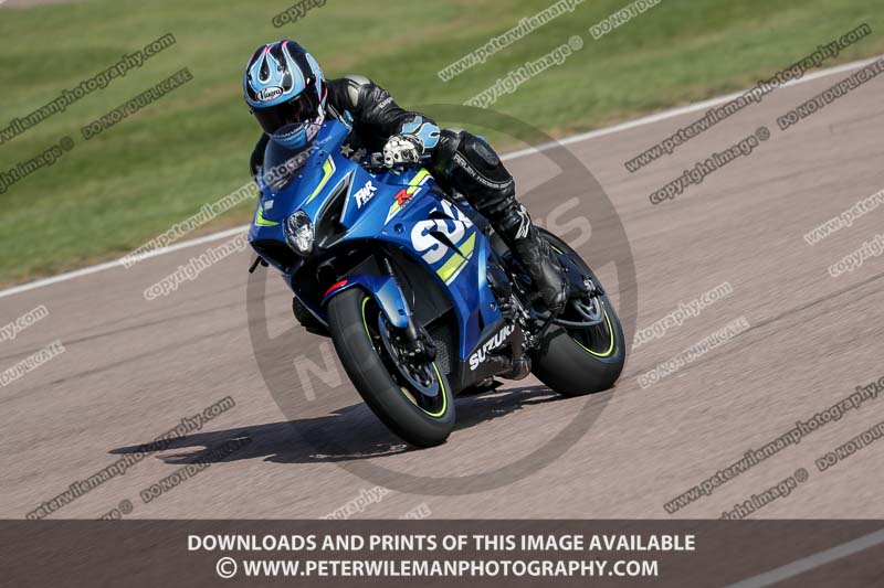 cadwell park;cadwell park photographs;cadwell trackday photographs;enduro digital images;event digital images;eventdigitalimages;peter wileman photography;racing digital images;trackday digital images;trackday photos