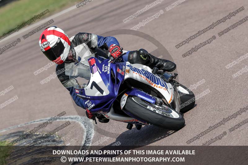 cadwell park;cadwell park photographs;cadwell trackday photographs;enduro digital images;event digital images;eventdigitalimages;peter wileman photography;racing digital images;trackday digital images;trackday photos
