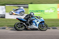 cadwell-park;cadwell-park-photographs;cadwell-trackday-photographs;enduro-digital-images;event-digital-images;eventdigitalimages;peter-wileman-photography;racing-digital-images;trackday-digital-images;trackday-photos