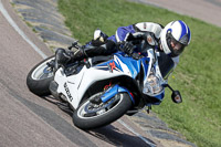 cadwell-park;cadwell-park-photographs;cadwell-trackday-photographs;enduro-digital-images;event-digital-images;eventdigitalimages;peter-wileman-photography;racing-digital-images;trackday-digital-images;trackday-photos