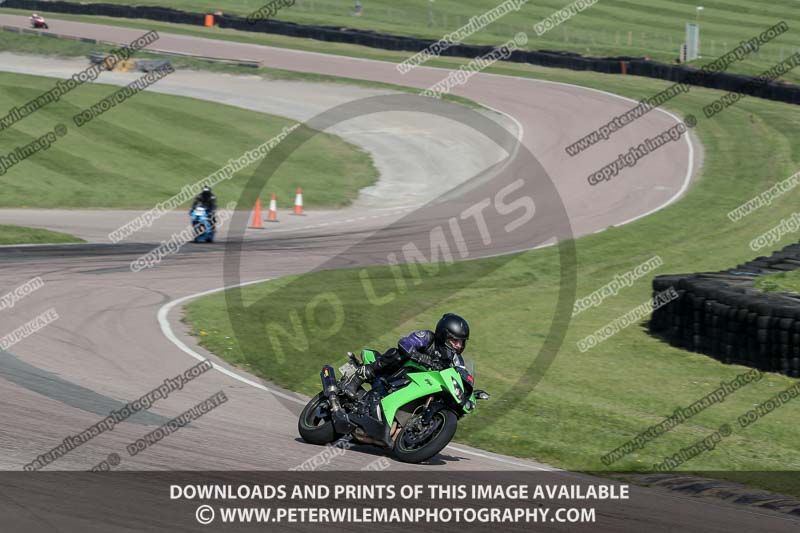 cadwell park;cadwell park photographs;cadwell trackday photographs;enduro digital images;event digital images;eventdigitalimages;peter wileman photography;racing digital images;trackday digital images;trackday photos