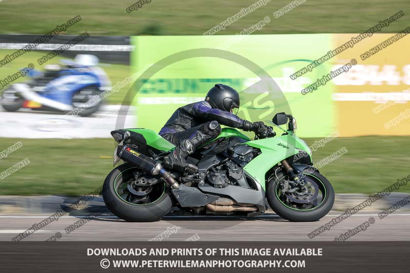 cadwell park;cadwell park photographs;cadwell trackday photographs;enduro digital images;event digital images;eventdigitalimages;peter wileman photography;racing digital images;trackday digital images;trackday photos