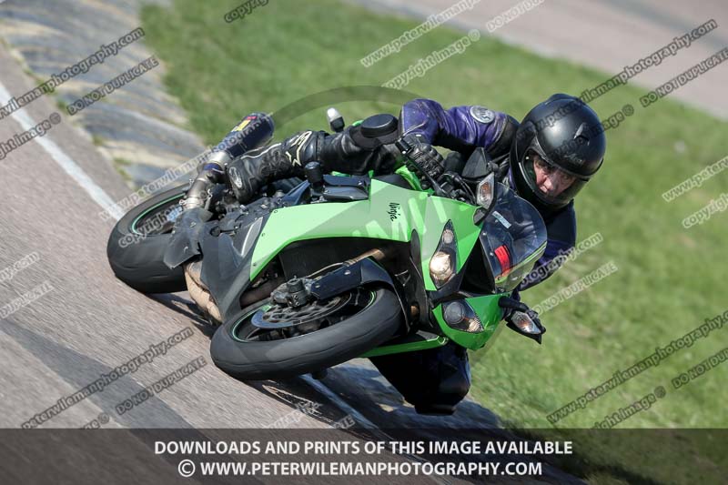 cadwell park;cadwell park photographs;cadwell trackday photographs;enduro digital images;event digital images;eventdigitalimages;peter wileman photography;racing digital images;trackday digital images;trackday photos