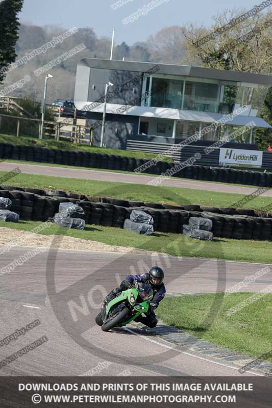 cadwell park;cadwell park photographs;cadwell trackday photographs;enduro digital images;event digital images;eventdigitalimages;peter wileman photography;racing digital images;trackday digital images;trackday photos