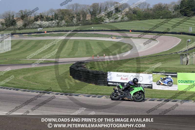 cadwell park;cadwell park photographs;cadwell trackday photographs;enduro digital images;event digital images;eventdigitalimages;peter wileman photography;racing digital images;trackday digital images;trackday photos