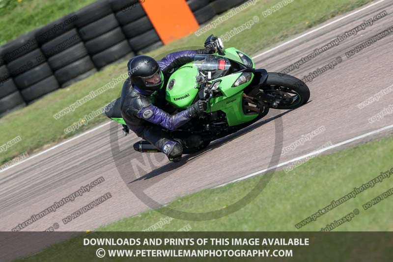 cadwell park;cadwell park photographs;cadwell trackday photographs;enduro digital images;event digital images;eventdigitalimages;peter wileman photography;racing digital images;trackday digital images;trackday photos