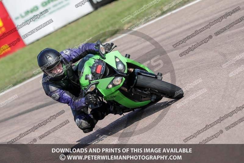cadwell park;cadwell park photographs;cadwell trackday photographs;enduro digital images;event digital images;eventdigitalimages;peter wileman photography;racing digital images;trackday digital images;trackday photos