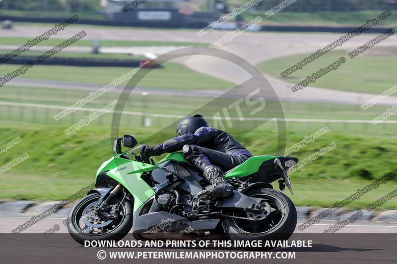 cadwell park;cadwell park photographs;cadwell trackday photographs;enduro digital images;event digital images;eventdigitalimages;peter wileman photography;racing digital images;trackday digital images;trackday photos