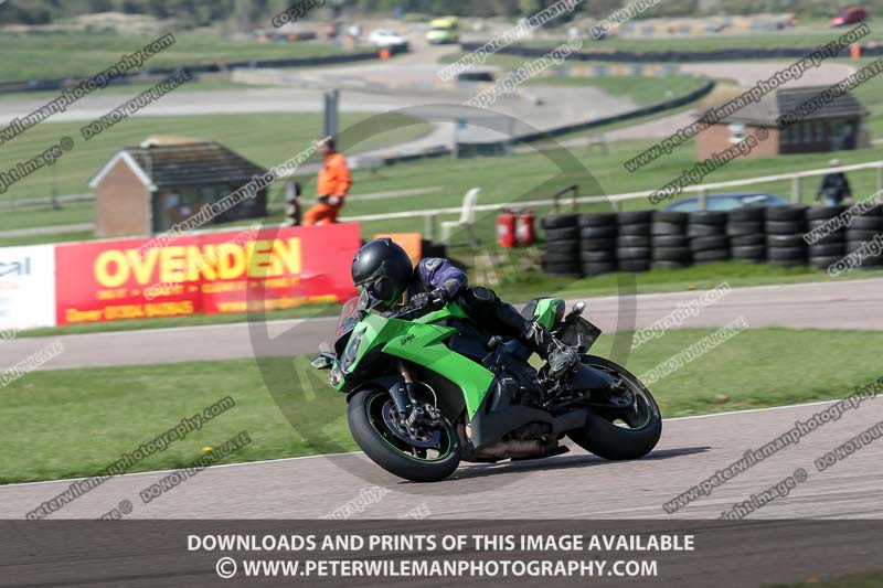 cadwell park;cadwell park photographs;cadwell trackday photographs;enduro digital images;event digital images;eventdigitalimages;peter wileman photography;racing digital images;trackday digital images;trackday photos