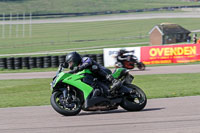 cadwell-park;cadwell-park-photographs;cadwell-trackday-photographs;enduro-digital-images;event-digital-images;eventdigitalimages;peter-wileman-photography;racing-digital-images;trackday-digital-images;trackday-photos
