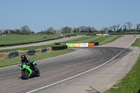 cadwell-park;cadwell-park-photographs;cadwell-trackday-photographs;enduro-digital-images;event-digital-images;eventdigitalimages;peter-wileman-photography;racing-digital-images;trackday-digital-images;trackday-photos