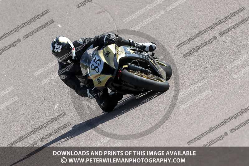 cadwell park;cadwell park photographs;cadwell trackday photographs;enduro digital images;event digital images;eventdigitalimages;peter wileman photography;racing digital images;trackday digital images;trackday photos