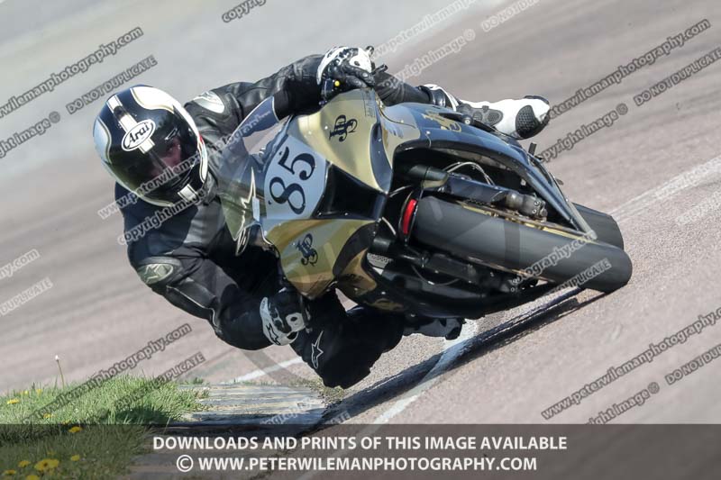 cadwell park;cadwell park photographs;cadwell trackday photographs;enduro digital images;event digital images;eventdigitalimages;peter wileman photography;racing digital images;trackday digital images;trackday photos