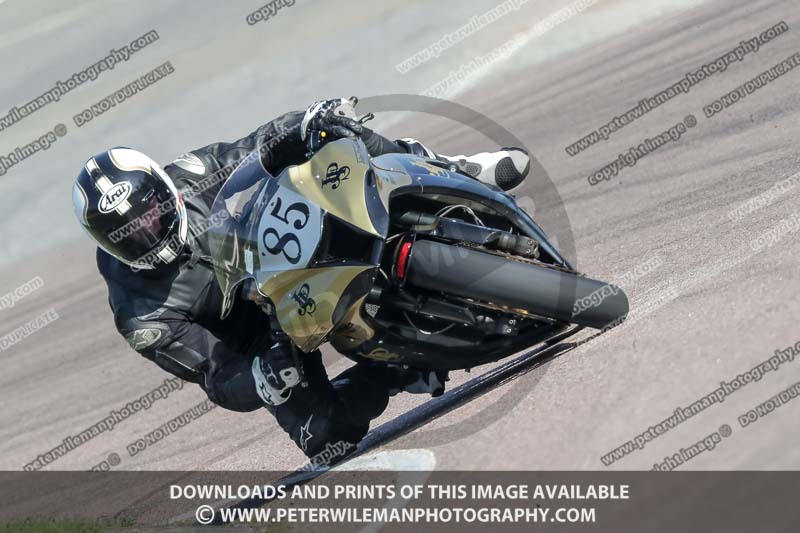 cadwell park;cadwell park photographs;cadwell trackday photographs;enduro digital images;event digital images;eventdigitalimages;peter wileman photography;racing digital images;trackday digital images;trackday photos