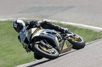 cadwell-park;cadwell-park-photographs;cadwell-trackday-photographs;enduro-digital-images;event-digital-images;eventdigitalimages;peter-wileman-photography;racing-digital-images;trackday-digital-images;trackday-photos