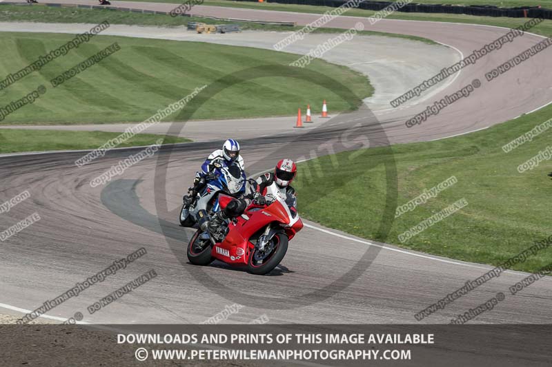 cadwell park;cadwell park photographs;cadwell trackday photographs;enduro digital images;event digital images;eventdigitalimages;peter wileman photography;racing digital images;trackday digital images;trackday photos