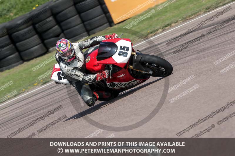 cadwell park;cadwell park photographs;cadwell trackday photographs;enduro digital images;event digital images;eventdigitalimages;peter wileman photography;racing digital images;trackday digital images;trackday photos