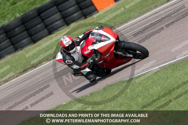 cadwell park;cadwell park photographs;cadwell trackday photographs;enduro digital images;event digital images;eventdigitalimages;peter wileman photography;racing digital images;trackday digital images;trackday photos
