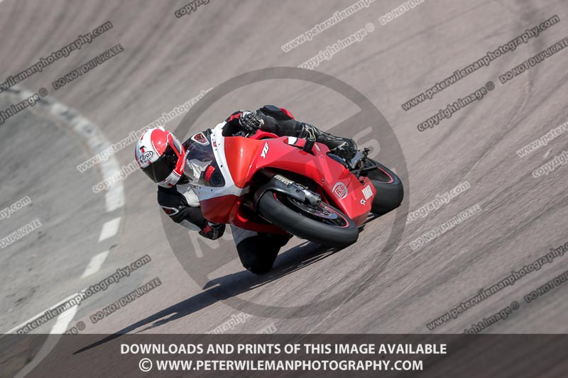 cadwell park;cadwell park photographs;cadwell trackday photographs;enduro digital images;event digital images;eventdigitalimages;peter wileman photography;racing digital images;trackday digital images;trackday photos