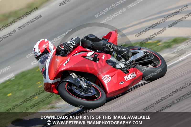cadwell park;cadwell park photographs;cadwell trackday photographs;enduro digital images;event digital images;eventdigitalimages;peter wileman photography;racing digital images;trackday digital images;trackday photos
