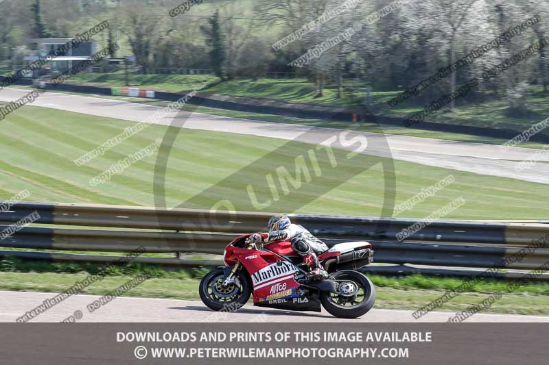 cadwell park;cadwell park photographs;cadwell trackday photographs;enduro digital images;event digital images;eventdigitalimages;peter wileman photography;racing digital images;trackday digital images;trackday photos