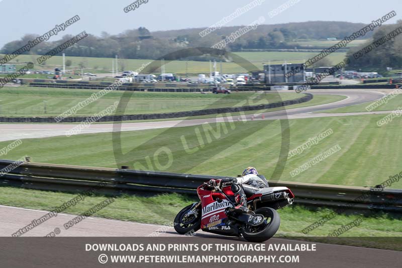 cadwell park;cadwell park photographs;cadwell trackday photographs;enduro digital images;event digital images;eventdigitalimages;peter wileman photography;racing digital images;trackday digital images;trackday photos