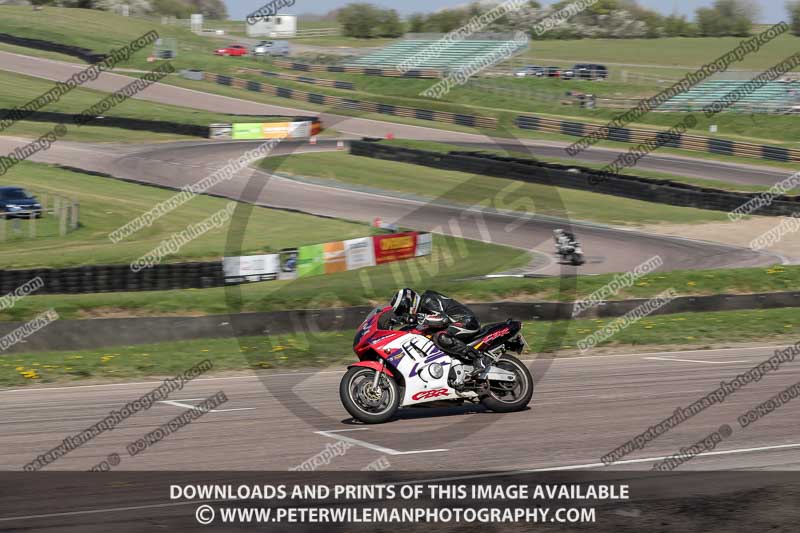 cadwell park;cadwell park photographs;cadwell trackday photographs;enduro digital images;event digital images;eventdigitalimages;peter wileman photography;racing digital images;trackday digital images;trackday photos