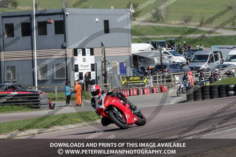 cadwell park;cadwell park photographs;cadwell trackday photographs;enduro digital images;event digital images;eventdigitalimages;peter wileman photography;racing digital images;trackday digital images;trackday photos