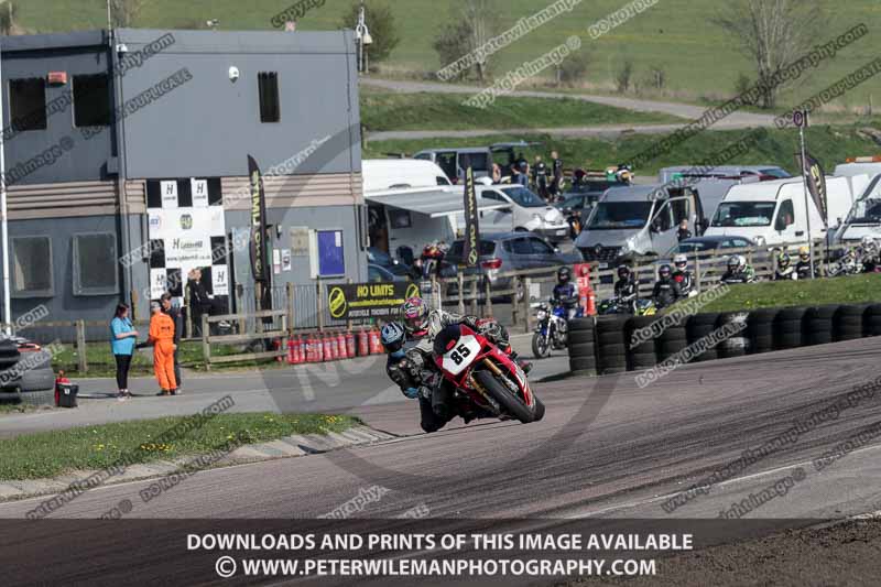cadwell park;cadwell park photographs;cadwell trackday photographs;enduro digital images;event digital images;eventdigitalimages;peter wileman photography;racing digital images;trackday digital images;trackday photos