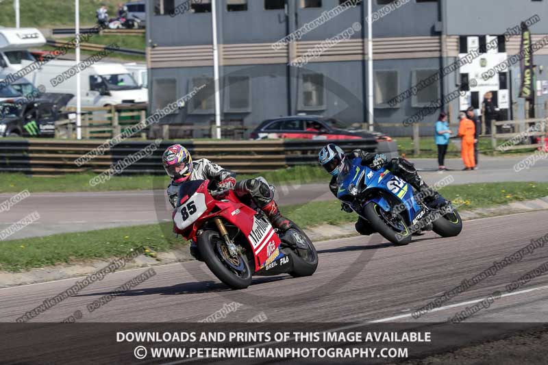 cadwell park;cadwell park photographs;cadwell trackday photographs;enduro digital images;event digital images;eventdigitalimages;peter wileman photography;racing digital images;trackday digital images;trackday photos