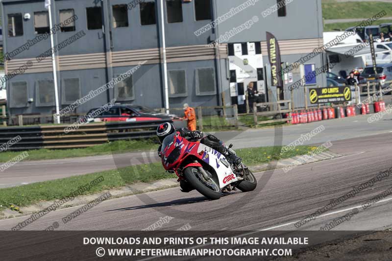 cadwell park;cadwell park photographs;cadwell trackday photographs;enduro digital images;event digital images;eventdigitalimages;peter wileman photography;racing digital images;trackday digital images;trackday photos