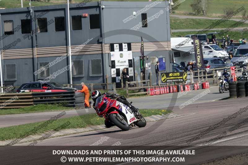 cadwell park;cadwell park photographs;cadwell trackday photographs;enduro digital images;event digital images;eventdigitalimages;peter wileman photography;racing digital images;trackday digital images;trackday photos