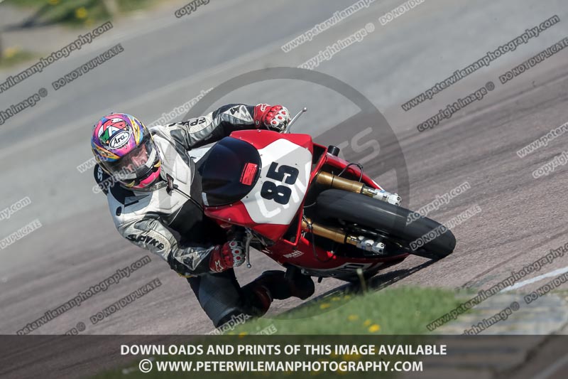 cadwell park;cadwell park photographs;cadwell trackday photographs;enduro digital images;event digital images;eventdigitalimages;peter wileman photography;racing digital images;trackday digital images;trackday photos