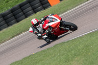 cadwell-park;cadwell-park-photographs;cadwell-trackday-photographs;enduro-digital-images;event-digital-images;eventdigitalimages;peter-wileman-photography;racing-digital-images;trackday-digital-images;trackday-photos