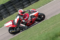 cadwell-park;cadwell-park-photographs;cadwell-trackday-photographs;enduro-digital-images;event-digital-images;eventdigitalimages;peter-wileman-photography;racing-digital-images;trackday-digital-images;trackday-photos