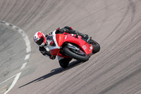 cadwell-park;cadwell-park-photographs;cadwell-trackday-photographs;enduro-digital-images;event-digital-images;eventdigitalimages;peter-wileman-photography;racing-digital-images;trackday-digital-images;trackday-photos