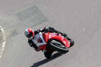 cadwell-park;cadwell-park-photographs;cadwell-trackday-photographs;enduro-digital-images;event-digital-images;eventdigitalimages;peter-wileman-photography;racing-digital-images;trackday-digital-images;trackday-photos