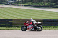 cadwell-park;cadwell-park-photographs;cadwell-trackday-photographs;enduro-digital-images;event-digital-images;eventdigitalimages;peter-wileman-photography;racing-digital-images;trackday-digital-images;trackday-photos
