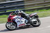 cadwell-park;cadwell-park-photographs;cadwell-trackday-photographs;enduro-digital-images;event-digital-images;eventdigitalimages;peter-wileman-photography;racing-digital-images;trackday-digital-images;trackday-photos