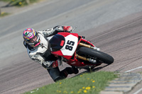 cadwell-park;cadwell-park-photographs;cadwell-trackday-photographs;enduro-digital-images;event-digital-images;eventdigitalimages;peter-wileman-photography;racing-digital-images;trackday-digital-images;trackday-photos